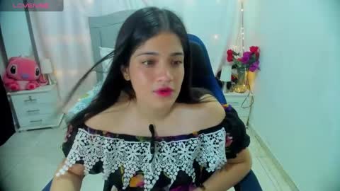 Snapshot of alison_girl22 chatting on 12.17.24 Alison online show from 12.17.24