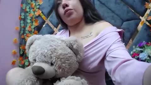 Alison Meiker online show from 12.23.25