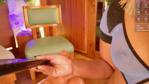 Snapshot of alisoon_moon chatting on 02.27.26 Alison Moon online show from 02.27.26