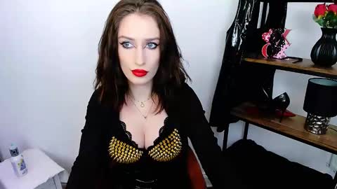 Snapshot of alissacam chatting on 01.26.25 AlissaCam online show from 01.26.25