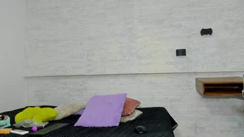 alissadoll_ online show from 12.21.24