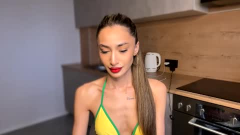 Snapshot of alissadreams chatting on 05.31.26 Alissa online show from 05.31.26
