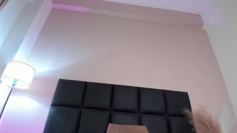 AlissaNix online show from 03.31.26