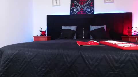 Snapshot of alisse_moore chatting on 02.21.26 Alisse online show from 02.21.26