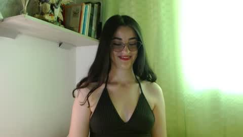 Snapshot of alisson_071989 chatting on 07.28.26 Ali online show from 07.28.26