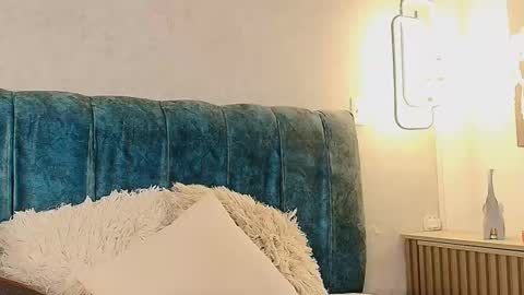 alisson_fox69 online show from 10.23.25