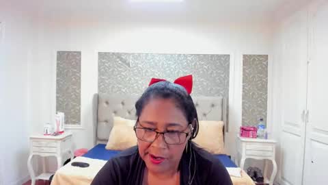 Snapshot of alisson_morrist chatting on 12.19.24 alisson_morrist online show from 12.19.24