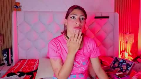 Snapshot of alissoncole_ chatting on 12.13.25 Alisson online show from 12.13.25