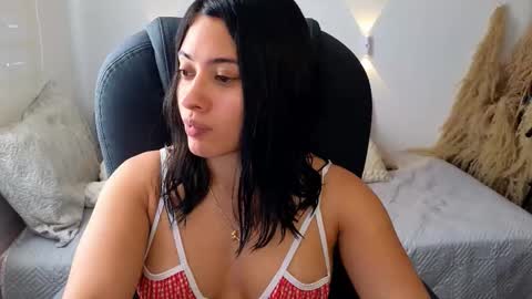 Snapshot of alissonpeer chatting on 11.26.25 alissonpeer online show from 11.26.25