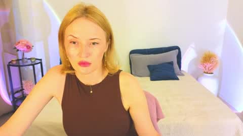 Snapshot of alisssarose chatting on 06.24.26 alisssarose online show from 06.24.26
