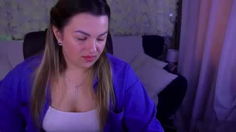 Snapshot of alissyagrayy chatting on 06.01.26 alissyagrayy online show from 06.01.26