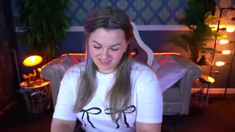 Snapshot of alissyagrayy chatting on 06.19.26 alissyagrayy online show from 06.19.26