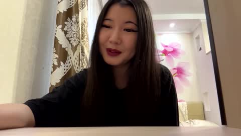 Snapshot of alitastirna chatting on 12.22.25 ERI online show from 12.22.25