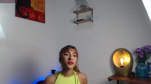 Snapshot of alix_kitty_ chatting on 07.04.26 alix_kitty_ online show from 07.04.26