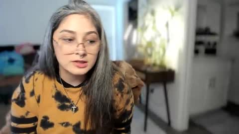 alix_valentine online show from 11.19.25