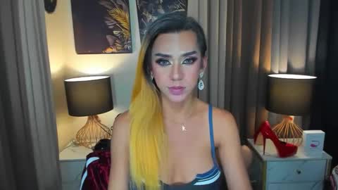 Snapshot of aliyahdeluxx chatting on 12.06.24 aliyah online show from 12.06.24