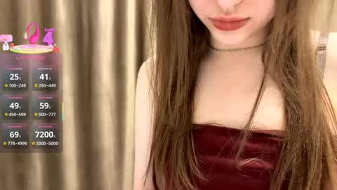 Snapshot of alizavigneau chatting on 02.04.26 Alice online show from 02.04.26