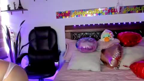 Andrea..... online show from 02.03.26