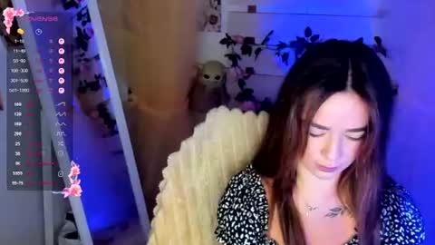 Snapshot of allana_dream chatting on 07.18.26 Allana online show from 07.18.26
