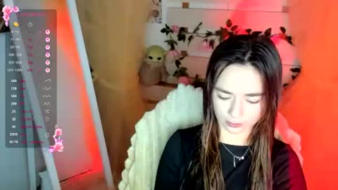 Snapshot of allana_dream chatting on 07.28.26 Allana online show from 07.28.26