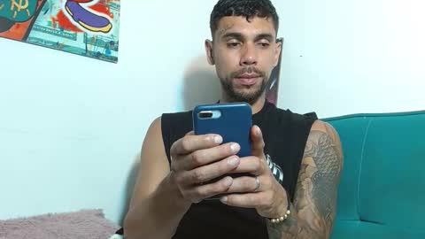 Snapshot of allanbarreto chatting on 01.08.26 Allan online show from 01.08.26