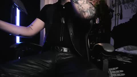   online show from 02.11.25