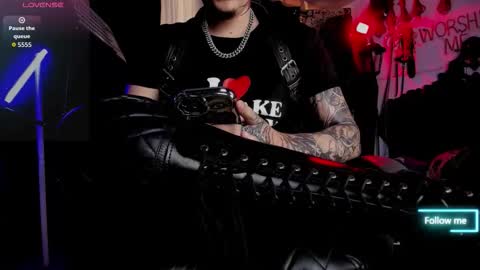   online show from 10.04.25