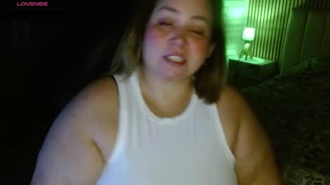 Snapshot of allegra_ferragamo chatting on 02.26.25 Ale online show from 02.26.25