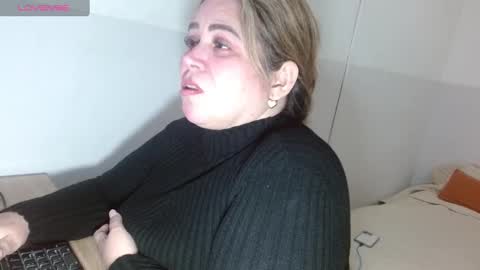 Snapshot of allegra_ferragamo chatting on 09.18.25 Ale online show from 09.18.25