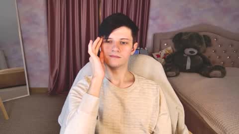 Snapshot of allert_ chatting on 11.14.25 allert_ online show from 11.14.25