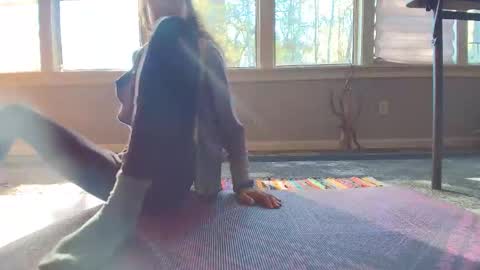 Snapshot of allgood4u chatting on 12.15.25 wishlist on bio online show from 12.15.25