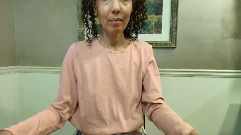 Snapshot of allgood4u chatting on 02.20.26 wishlist on bio online show from 02.20.26