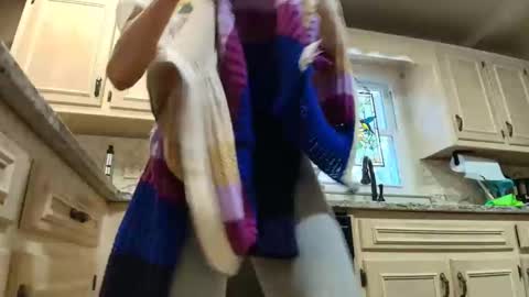 Snapshot of allgood4u chatting on 02.24.26 wishlist on bio online show from 02.24.26