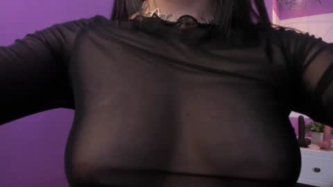 Snapshot of alli_cooper chatting on 01.30.25 Ali online show from 01.30.25