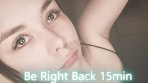 Snapshot of alli_zi chatting on 11.07.25 Blair online show from 11.07.25