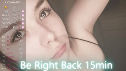 Snapshot of alli_zi chatting on 11.17.25 Blair online show from 11.17.25