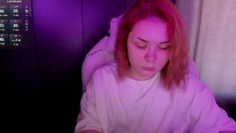 Snapshot of alli_zi chatting on 05.15.26 Blair online show from 05.15.26