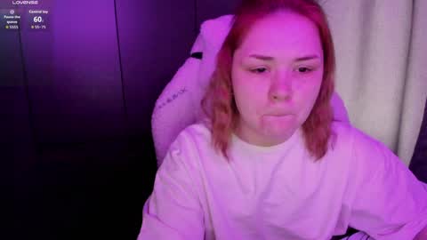 Snapshot of alli_zi chatting on 05.29.26 Blair online show from 05.29.26