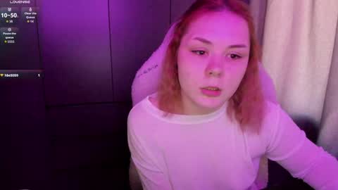Snapshot of alli_zi chatting on 06.01.26 Blair online show from 06.01.26