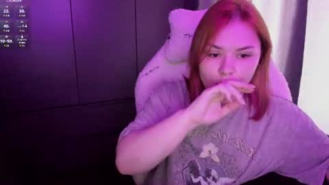 Snapshot of alli_zi chatting on 07.04.26 Blair online show from 07.04.26