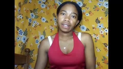 Snapshot of alliciax632770q chatting on 04.19.26 alliciax632770q online show from 04.19.26