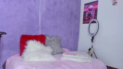 ALLIS0N IK  online show from 01.21.25