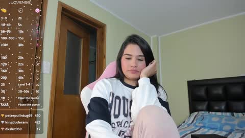 Snapshot of allison_love chatting on 01.02.25 allison online show from 01.02.25