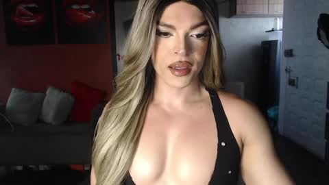 Allison Victoria online show from 05.10.26