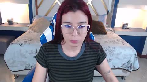 Snapshot of allisonlove_88 chatting on 01.16.25 ALLISON online show from 01.16.25
