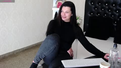 Deea online show from 12.28.24