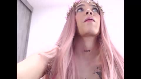 Snapshot of allisonsweet1 chatting on 04.26.26 Salome online show from 04.26.26