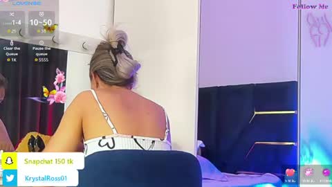 Snapshot of allisonsweetie chatting on 06.16.26 AllisonSweetie online show from 06.16.26