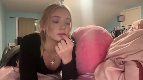 allisontaylorxo online show from 02.11.26