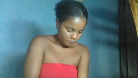 allizida01 online show from 12.01.25